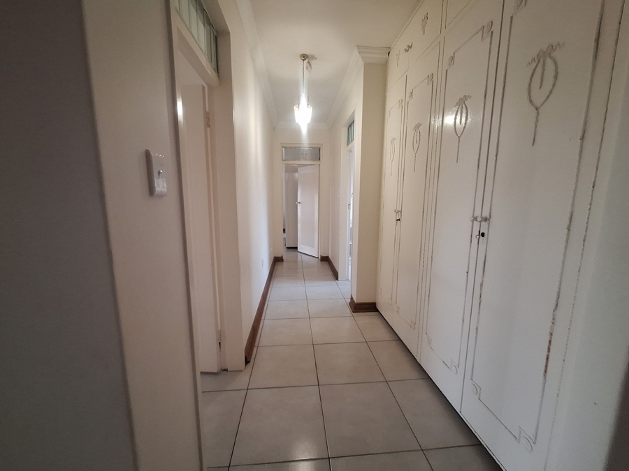 4 Bedroom Property for Sale in Mohadin North West